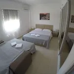 Beachfront House Agia Pelagia Kythira アパート