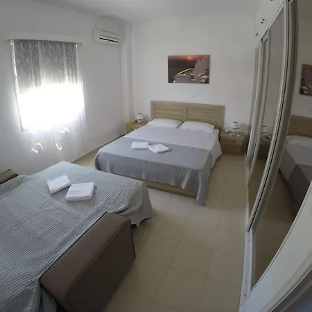 Beachfront House Agia Pelagia Kythira Appartement